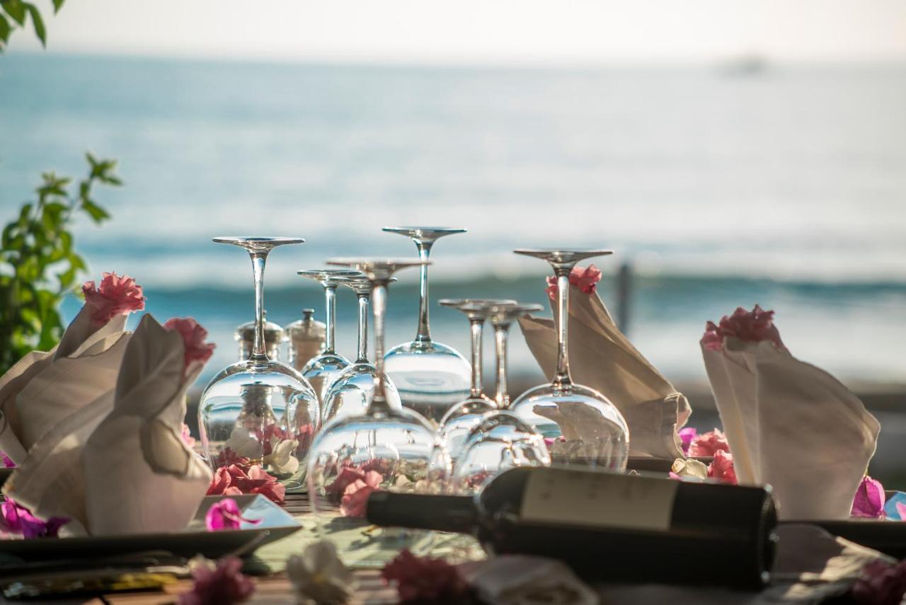 Side Beach Club エクステリア 写真