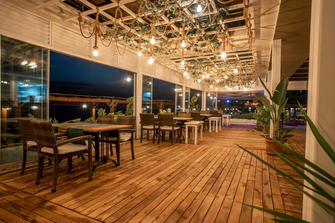 Side Beach Club エクステリア 写真