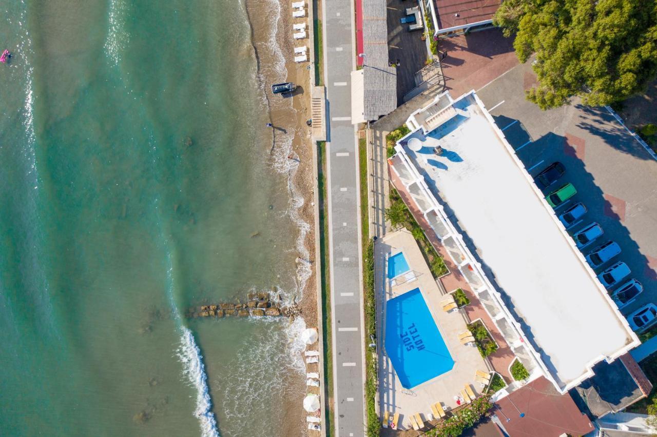 Side Beach Club エクステリア 写真
