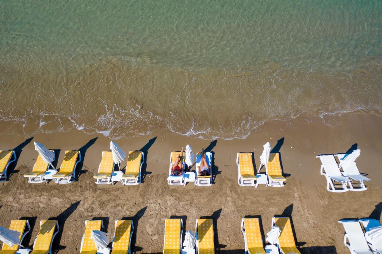 Side Beach Club エクステリア 写真